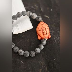 Fierce Forward🧡LABRADORITE and Orange Buddha  Bracelet NWOT size Medium